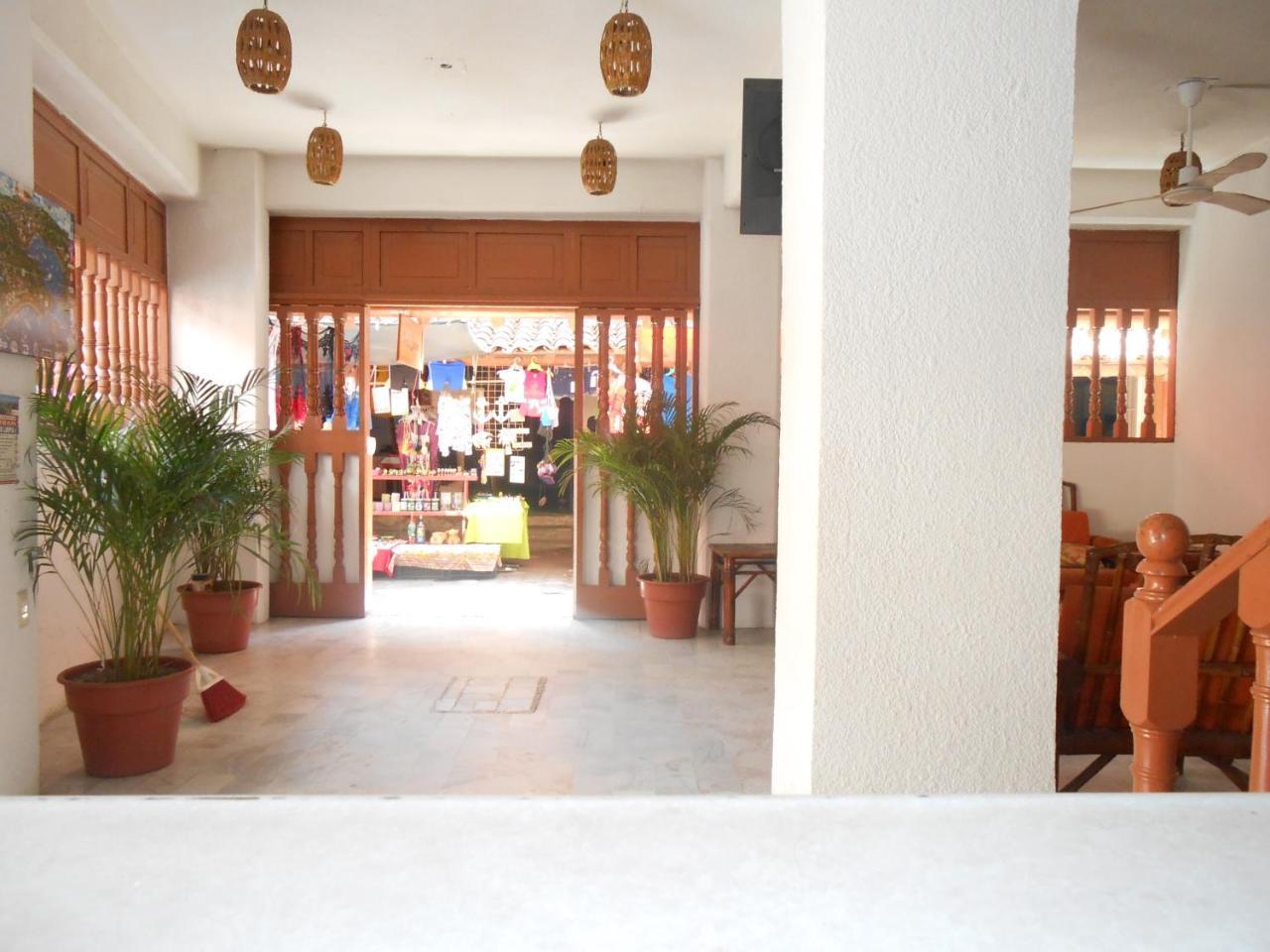 Hotel Corona Zihua Zihuatanejo Exterior foto